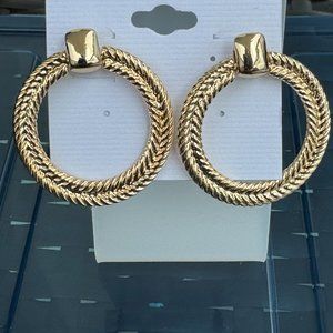 Gold Tone Circle Post  Earrings